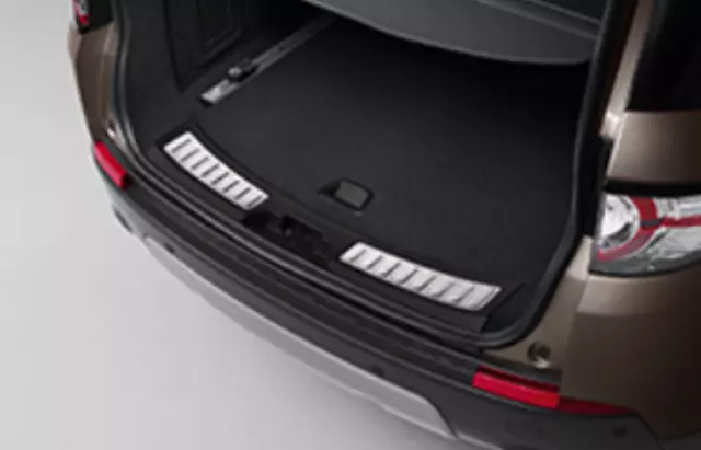 VPLCS0287PVJ - : Cargo Tread Plate Finisher, Ebony for Land-Rover Image