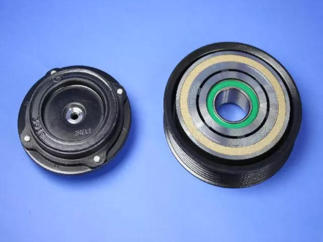 A/C Compressor Pulley Hub Kit - Mopar (68045274AA)