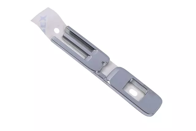 Deck Lid 3.0 Emblem - GM (22990742)