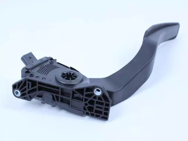 Accelerator Pedal - Mopar (04861716AF)