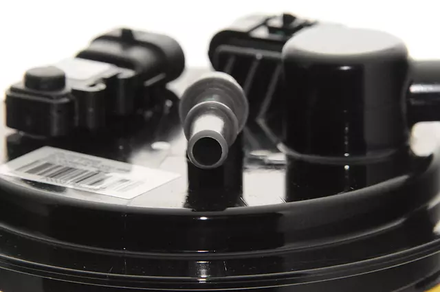 19368824 - : Fuel Pump for Buick: Enclave | GMC: Acadia | Saturn: Outlook Image