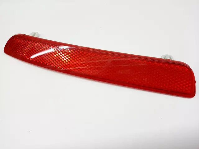 Reflector Panel - Volkswagen (1K5-945-106)