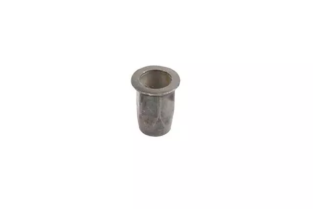 11609292 - Body: Side Rail Assembly Nut for Buick: Enclave | Chevrolet: HHR, Traverse | GMC: Acadia, Acadia Limited | Hummer: H3 | Saturn: Outlook Image