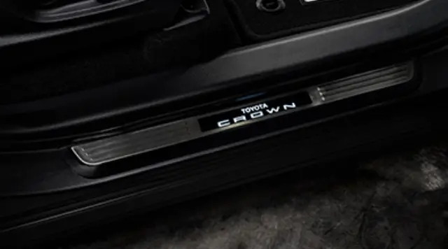 PT94230230 - Exterior: Illuminated Door Sills for Toyota: Crown Image