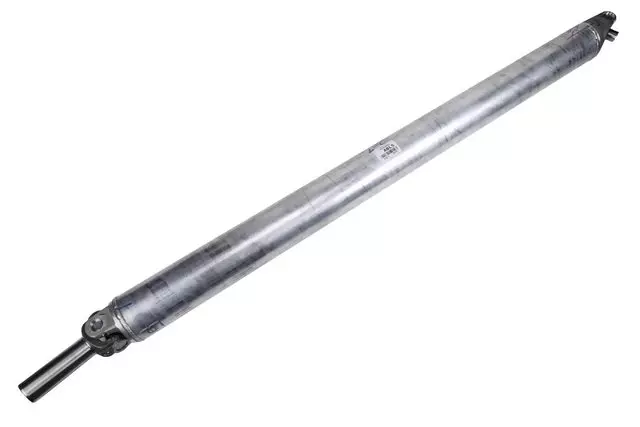 84310962 - Universals &amp; Rear Axle: Drive Shaft for Chevrolet: Silverado 2500 HD, Silverado 3500 HD | GMC: Sierra 2500 HD, Sierra 3500 HD Image
