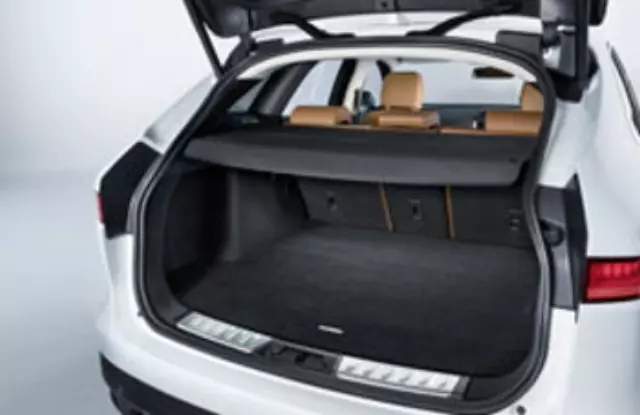 T4A4217 - Interior: Cargo Area Mat, Carpet for Jaguar: F-Pace Image