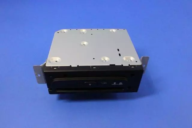 DVD Unit - Mopar (05091245AE)