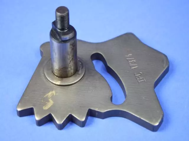 4638845 - Transfer Case Model 231 [DHJ, DHK, DHN]: Transfer Case Sector for Mopar Image