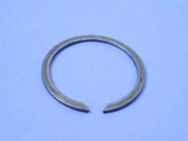 4461063 - Automatic Transmission 4 Speed [DG8]: Snap Ring for Dodge: Dakota, Durango, Ram 1500, Ram 2500, Ram 3500 | Jeep: Grand Cherokee Image