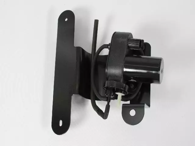 Vacuum Pump - Mopar (53032373AC)