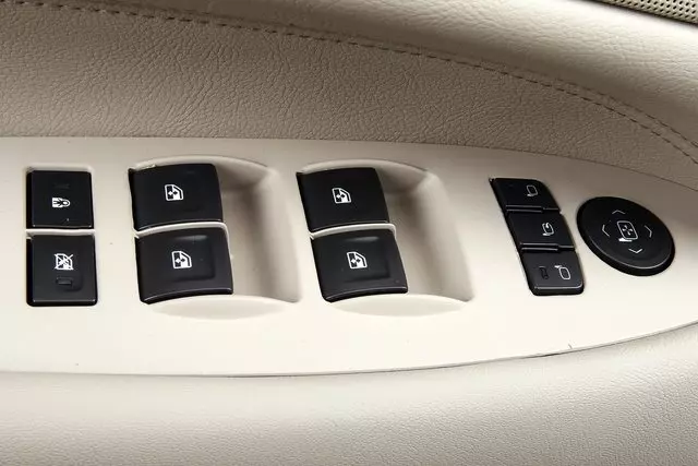 84031321 - Body: Door Trim Panel for GM Image