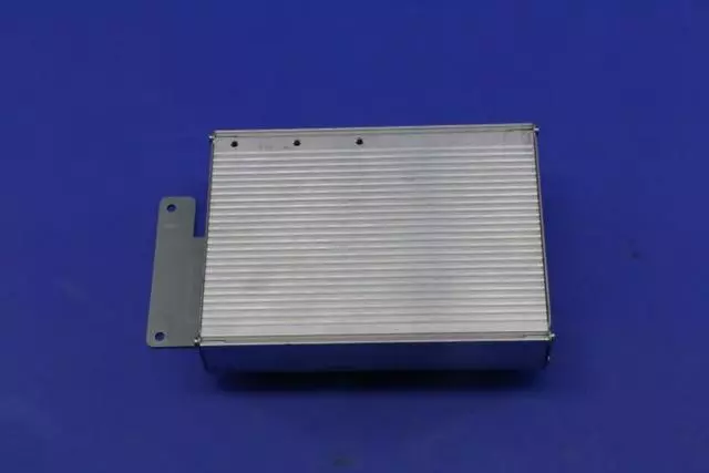 Audio Amplifier - Mopar (5189332AA)