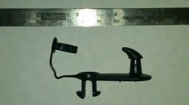 Floor Mat Clip - Toyota (08210-00820)