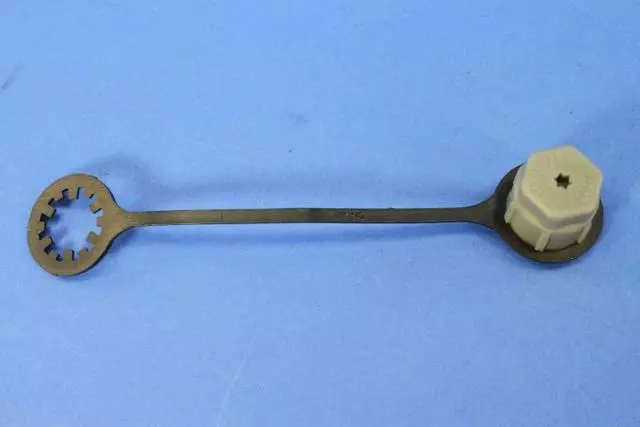 A/C Charge Valve Cap - Mopar (68276687AA)