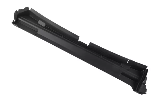 Part# 84395212 Upper Radiator Air Baffle - GM (84395212)