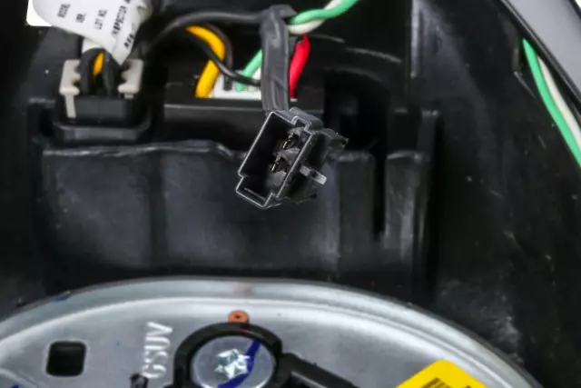 Jet Black Steering Wheel - GM (95388222)