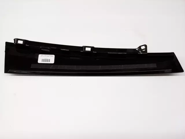 Applique - Volkswagen (561-837-902-A-041)