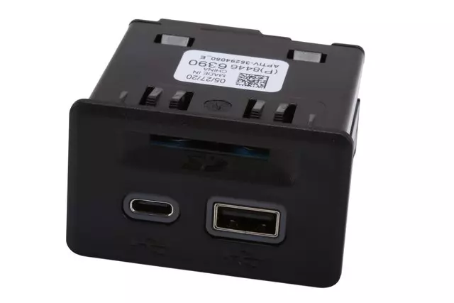 84466390 - Body: USB Port for GM Image