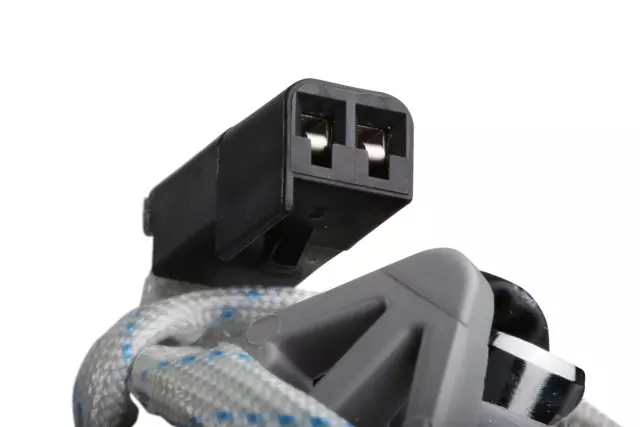 Part# 42424615 Light Ash Gray Passenger Side Sunshade - GM (42424615)