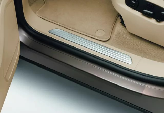 7P0071310A908 - Exterior: Door Sill Protection Film - Clear for Volkswagen: Touareg Image