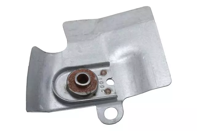 Driver Side Seat Belt Anchor Plate - GM (84450969)