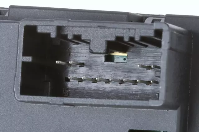 Jet Black Cruise Control Switch - GM (84522937)