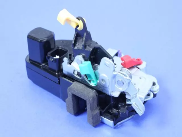 Front Door Latch, Left - Mopar (4878833AI)
