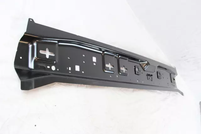 Cab Back Reinforcement - Mopar (68137848AA)