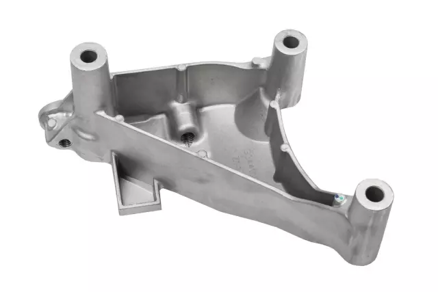 13386905 - : Passenger Side Engine Mount Bracket for Chevrolet: Cruze Image