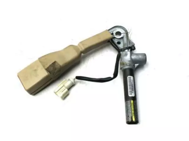 7L1Z7861202AB - Electrical: Buckle for Ford: Expedition | Lincoln: Navigator Image