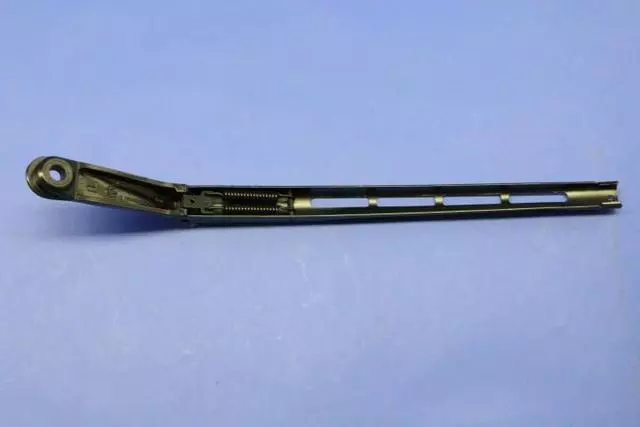 Wiper Arm, Right - Mopar (4865504AE)