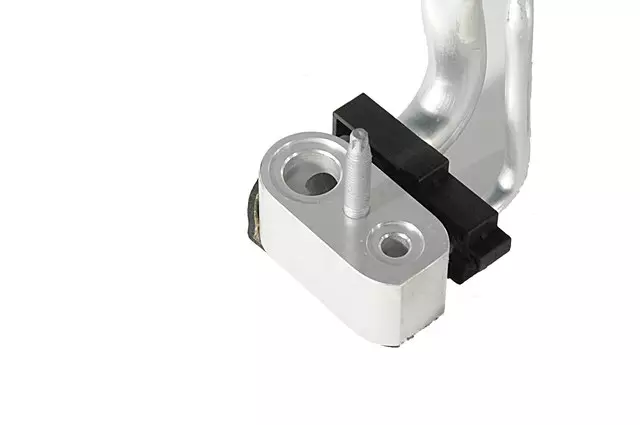 Acdelco™ A/C Refrigerant Suction Hose - GM (1534635)