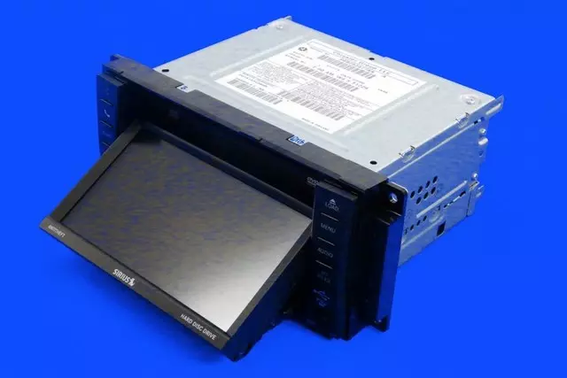 Am/fm/cd/dvd/hdd/satellite Radio - Mopar (68282477AH)