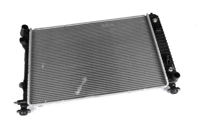 15781369 - Cooling System: Radiator Assembly for GM Image