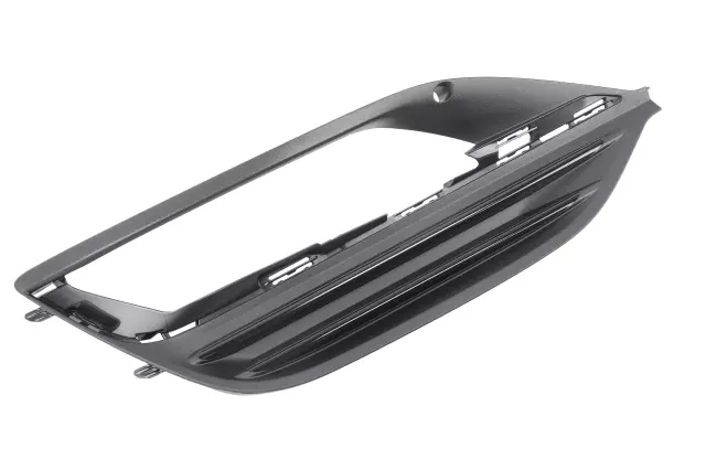 Black Front Driver Side Fog Lamp Bezel - GM (39138751)