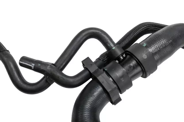 Lower Hose - GM (84036271)