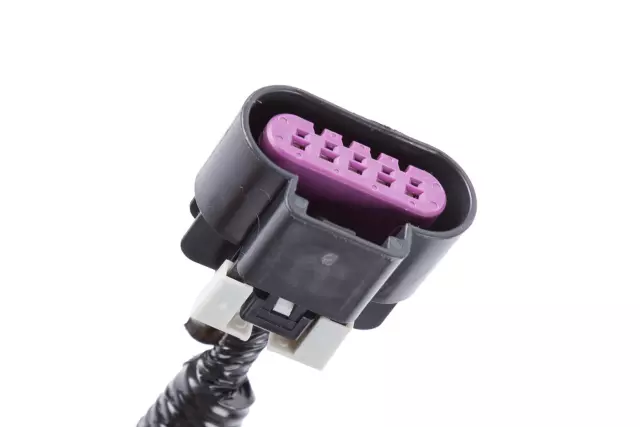 25975977 - : Driver Side Tail Lamp Assembly for GMC: Yukon, Yukon XL 1500 Image