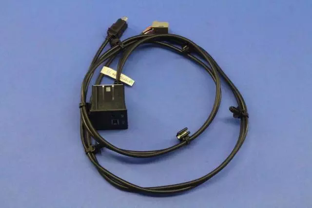 Usb Auxiliary Port Cable - Mopar (68196256AB)