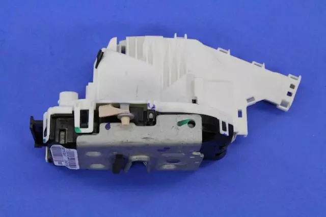 Latch - Mopar (68211670AC)