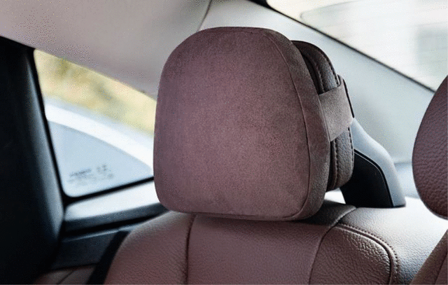 32332727 - Interior: Comfort Pillow - Maroon Brown for Volvo: EC40, EX40, S60, S90, V60, V90 Cross Country, XC40, XC60, XC90 Image