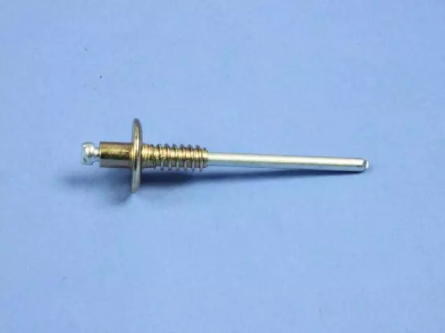 Rivet - Mopar (4708238)