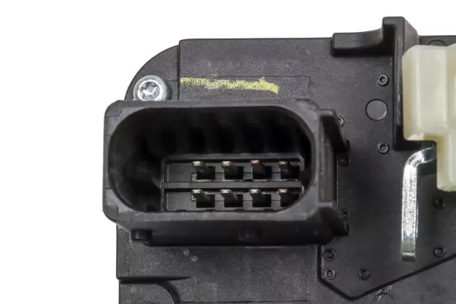 15816393 - Body: Latch for GM Image