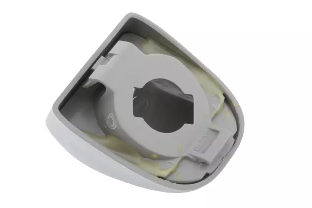 15049280 - : License Lamp for Chevrolet: Silverado 1500, Silverado 1500 HD, Silverado 2500, Silverado 2500 HD, Silverado 3500, Suburban 1500, Suburban 2500, Tahoe | GMC: Sierra 1500, Sierra 1500 HD, Sierra 2500, Sierra 2500 HD, Sierra 3500, Yukon, Yukon XL 1500, Yukon XL 2500 Image