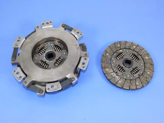 Pressure Plate And Disc Clutch Kit - Mopar (5038119AH)