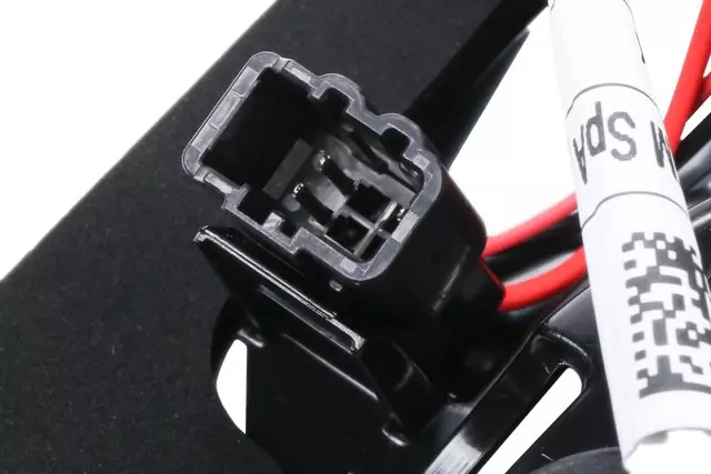 Rear Driver Side Combination Lamp - GM (39107536)