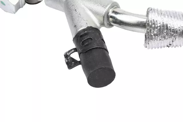 Cooler Pipe - GM (12633896)