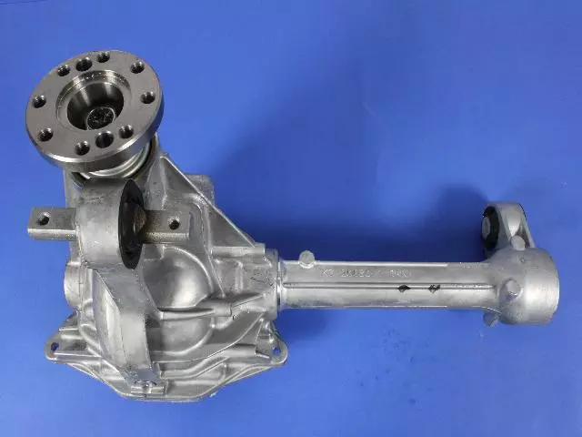 68019334AC - : Service Front Axle for Dodge: Nitro | Jeep: Liberty Image