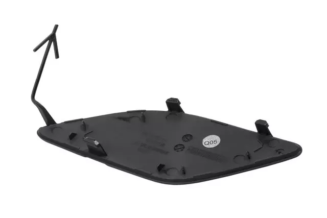 Rear Bumper Fascia Tow Eye Access Hole Cover - GM (13487421)