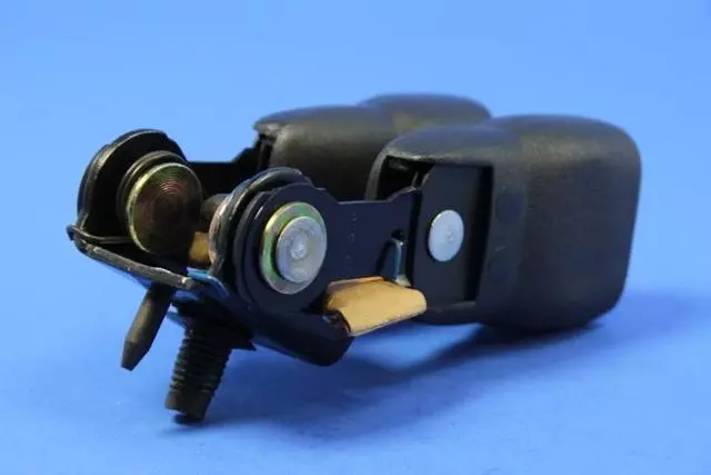 Rear Inner Seat Belt - Mopar (5GY081DVAE)