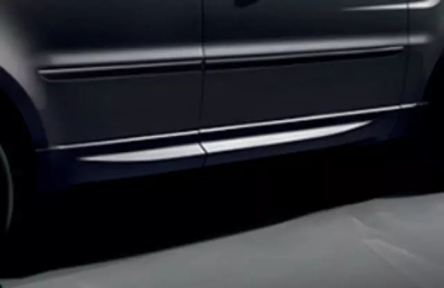 VPLWP0159 - Exterior: Body Side Moldings for Land-Rover Image